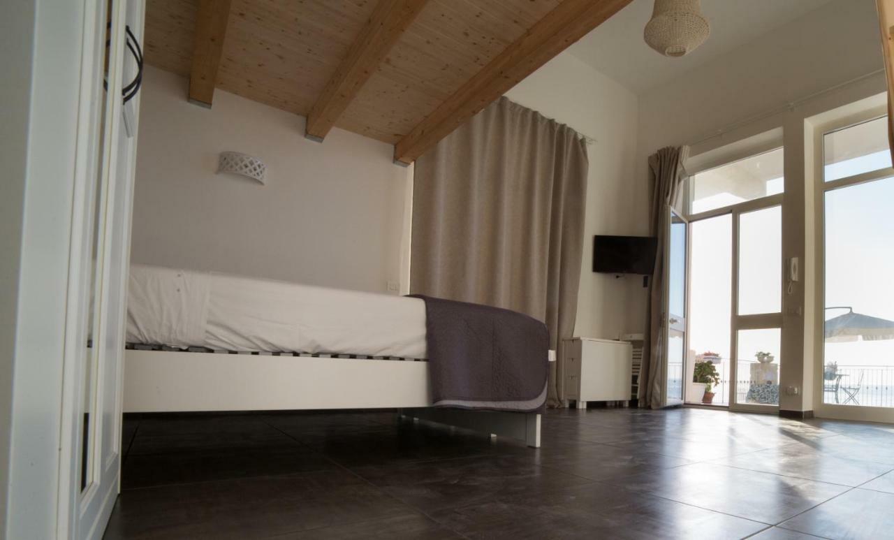 Appartamento In Villa Agnese Aci Trezza Exteriör bild